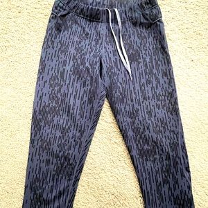 ADIDAS climalite capri workout leggings